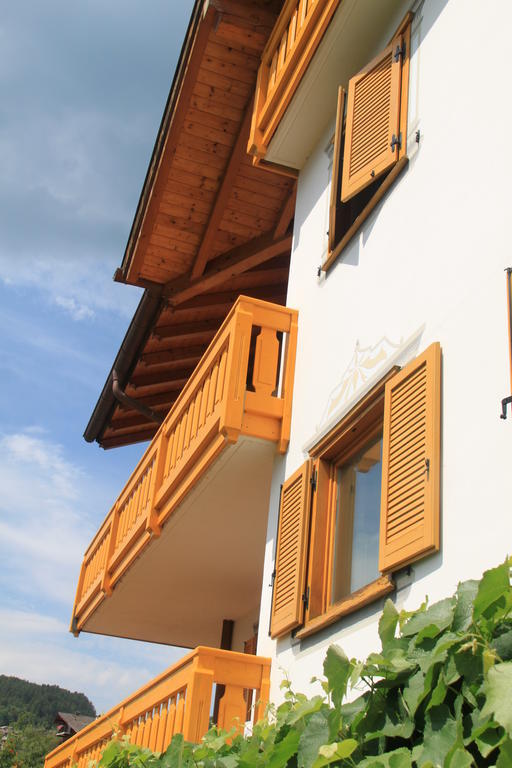 Hotel Garni Goccia D'Oro Cavalese Exterior foto